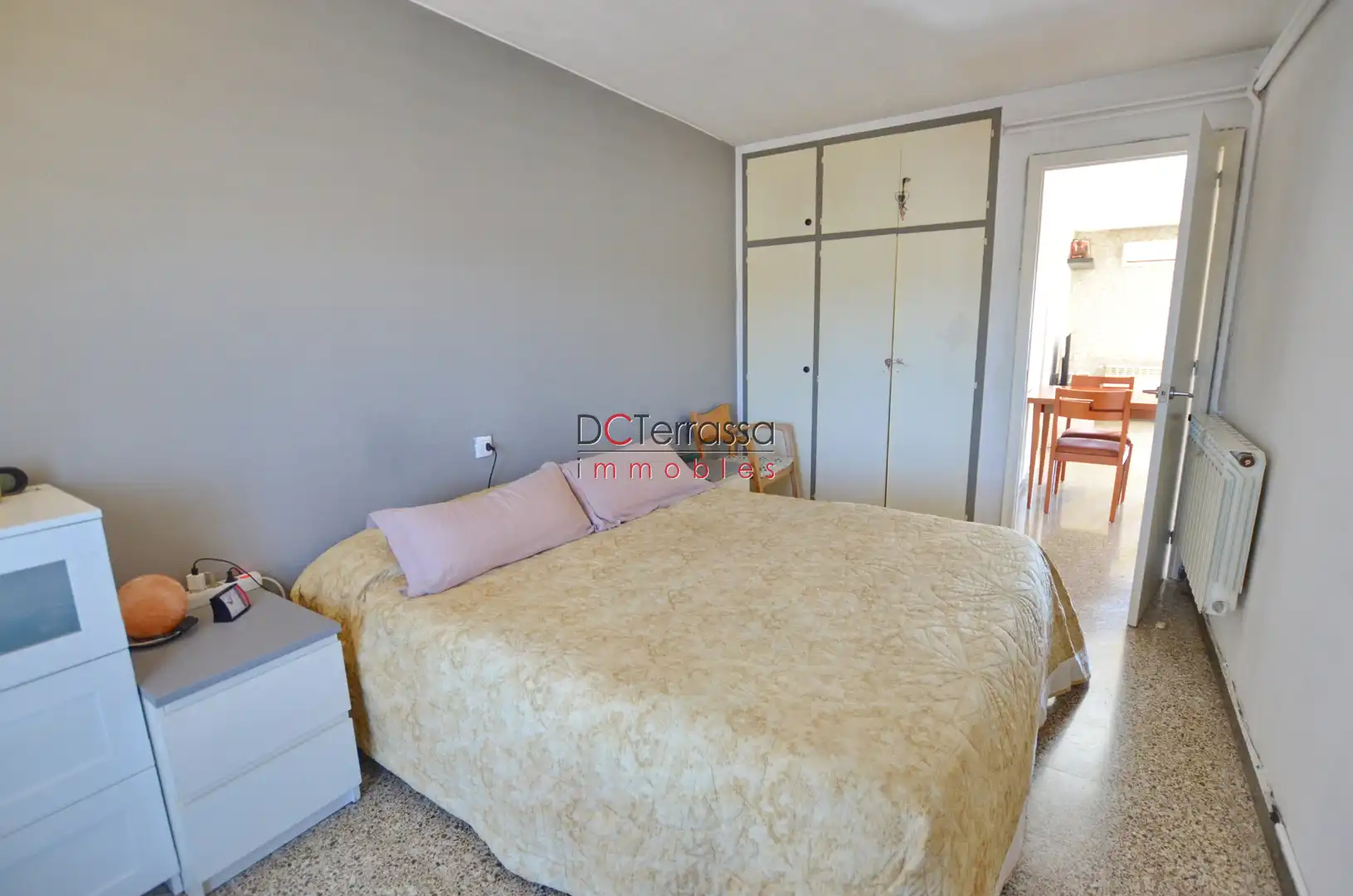 Habitación de Ático en venta en Terrassa con Aire acondicionado, Calefacción y Terraza