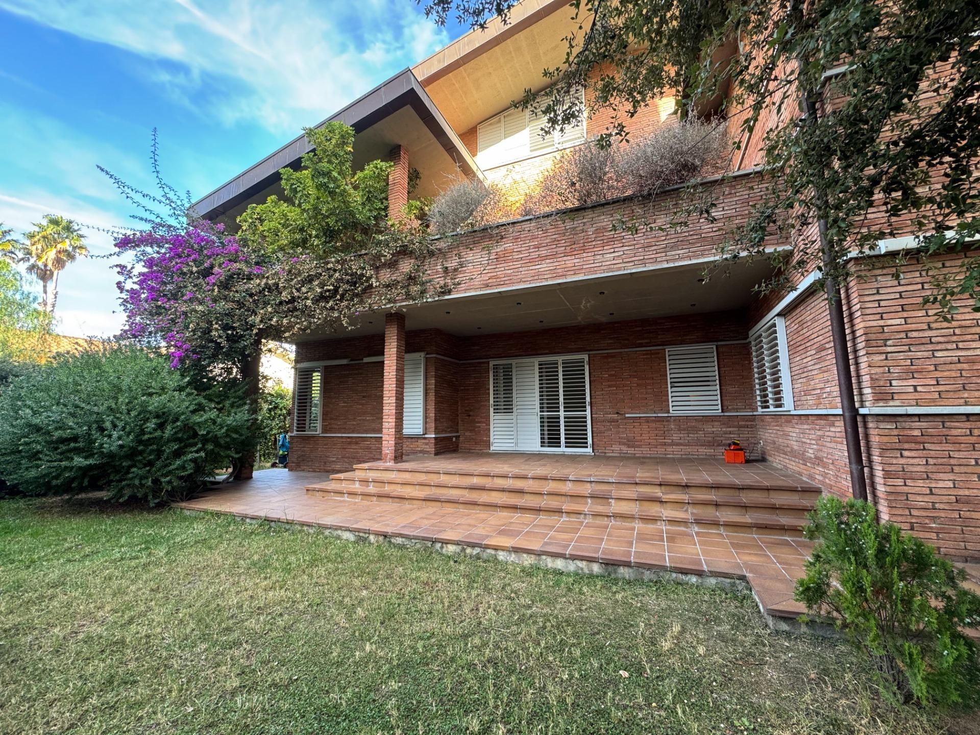 Garden of House or chalet to rent in  Barcelona Capital  with Air Conditioner, Heating and Private garden