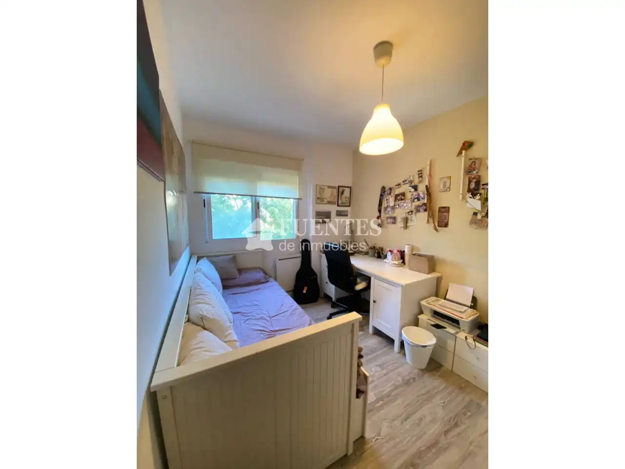 Habitación de Piso en venta en Alicante / Alacant con Aire acondicionado, Terraza y Piscina comunitaria