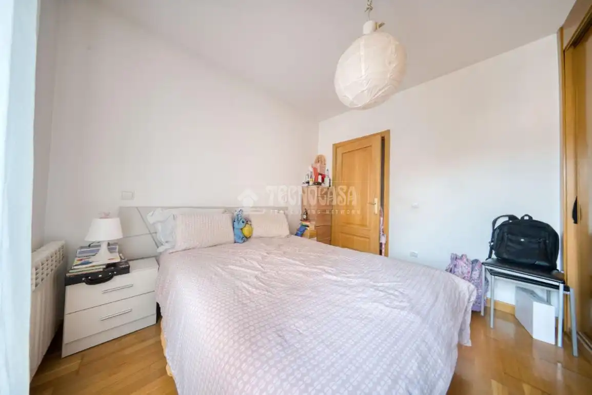Habitación de Piso en venta en Arroyo de la Encomienda con Terraza, Trastero y Piscina comunitaria