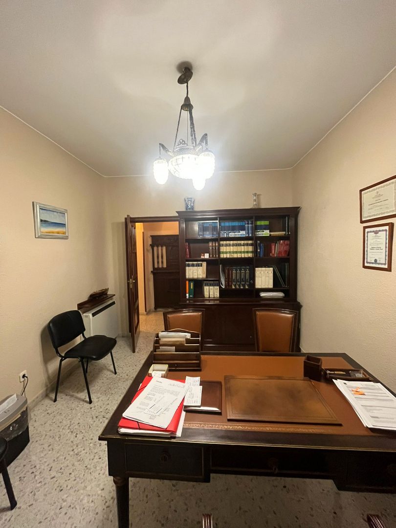 Flat for sale in Aranjuez  with Air Conditioner, Heating and Furnished