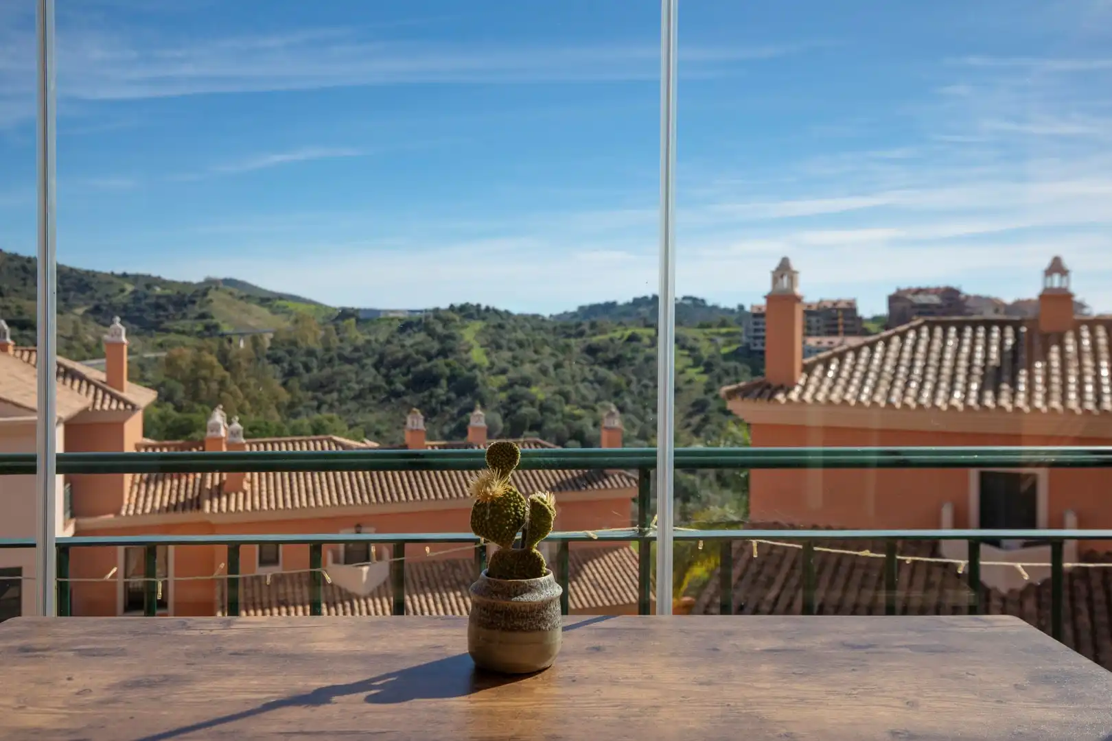 Vista exterior de Apartamento en venta en Marbella con Aire acondicionado, Terraza y Trastero