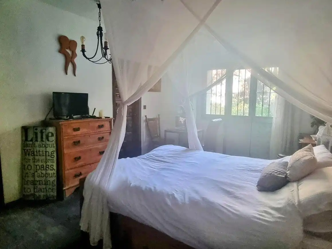 Habitación de Casa o chalet en venta en Alhaurín El Grande con Jardín privado y Piscina comunitaria