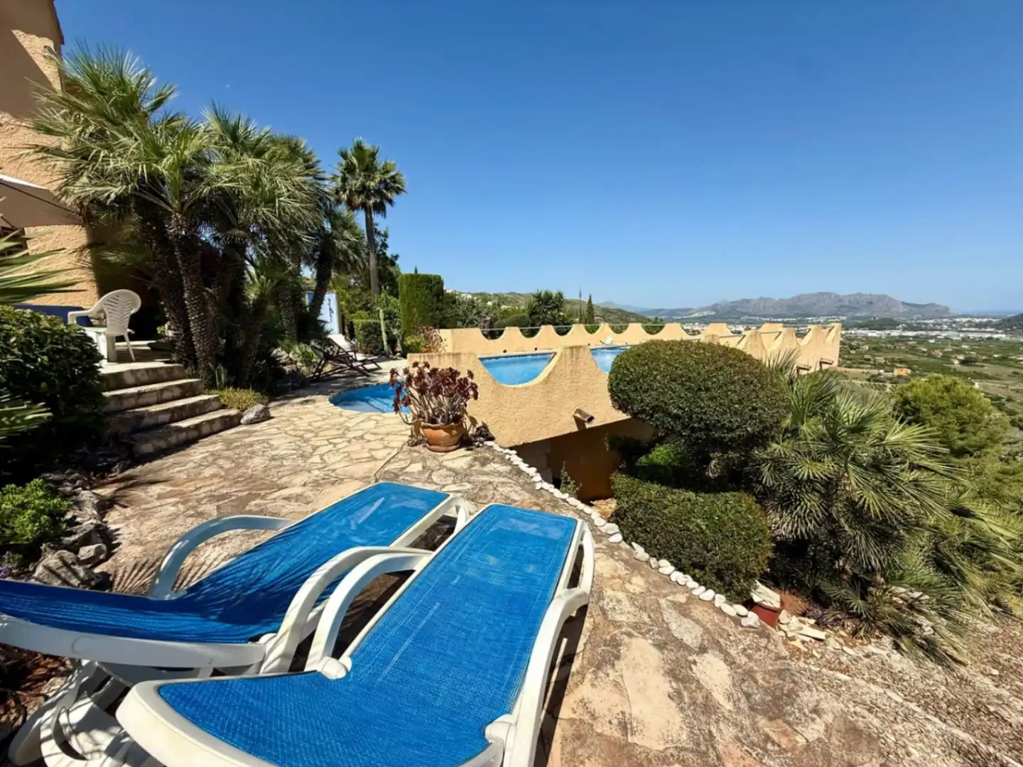 Schwimmbecken von Haus oder Chalet zum Verkauf in Pedreguer mit Klimaanlage, Heizung und Privatgarten