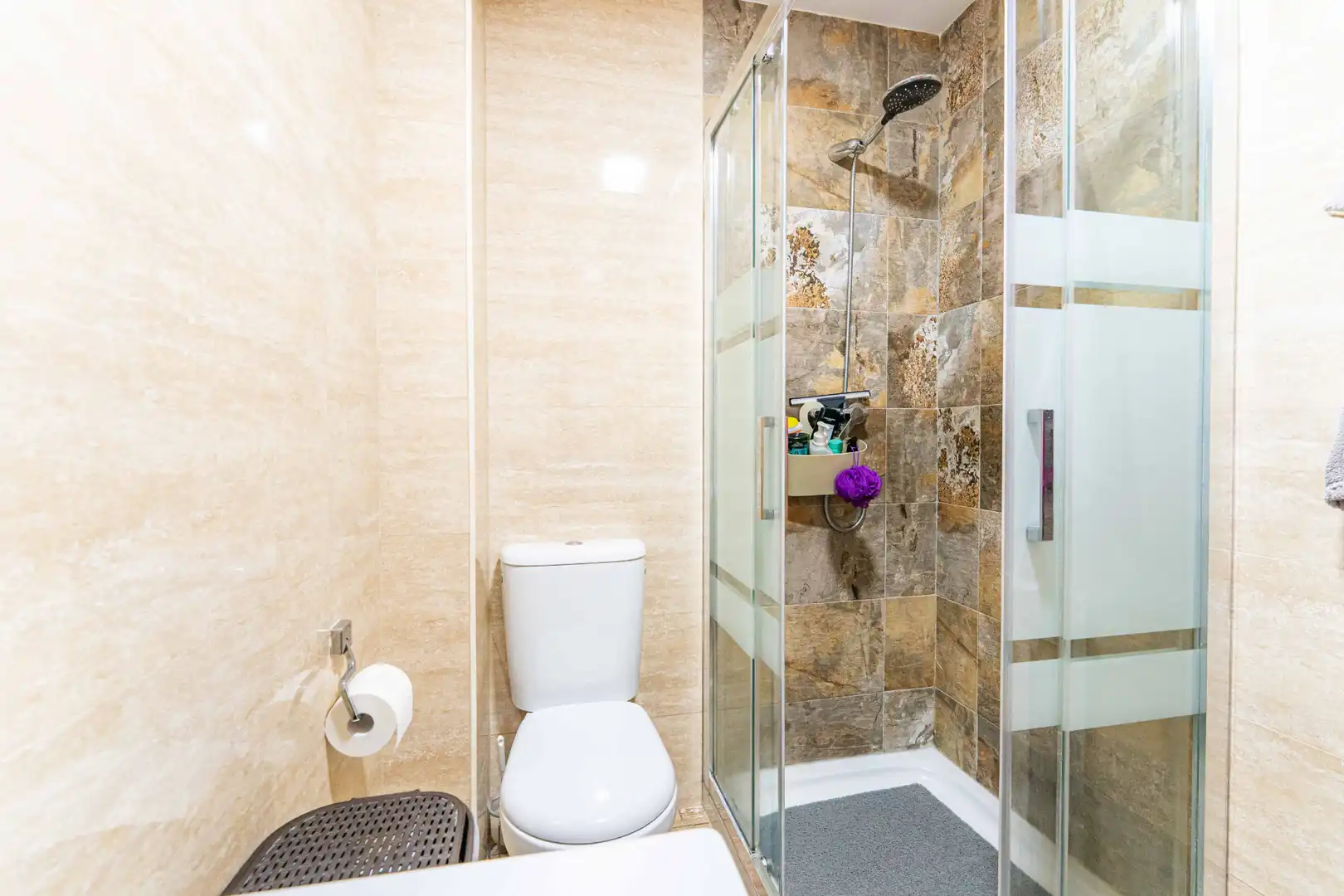 Bathroom of Flat for sale in Móstoles  with Air Conditioner, Heating and Private garden
