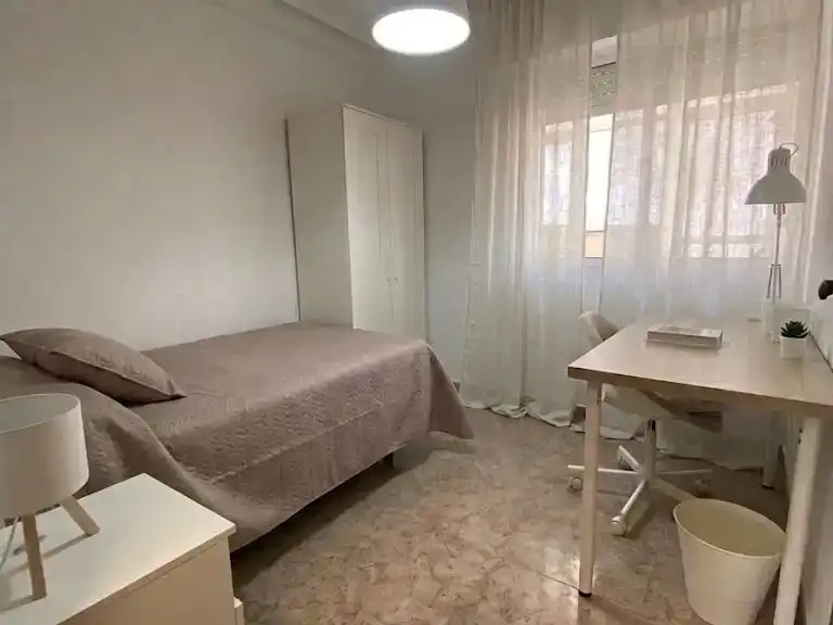 Schlafzimmer von Wohnung zur Miete in Cartagena mit Klimaanlage und Balkon