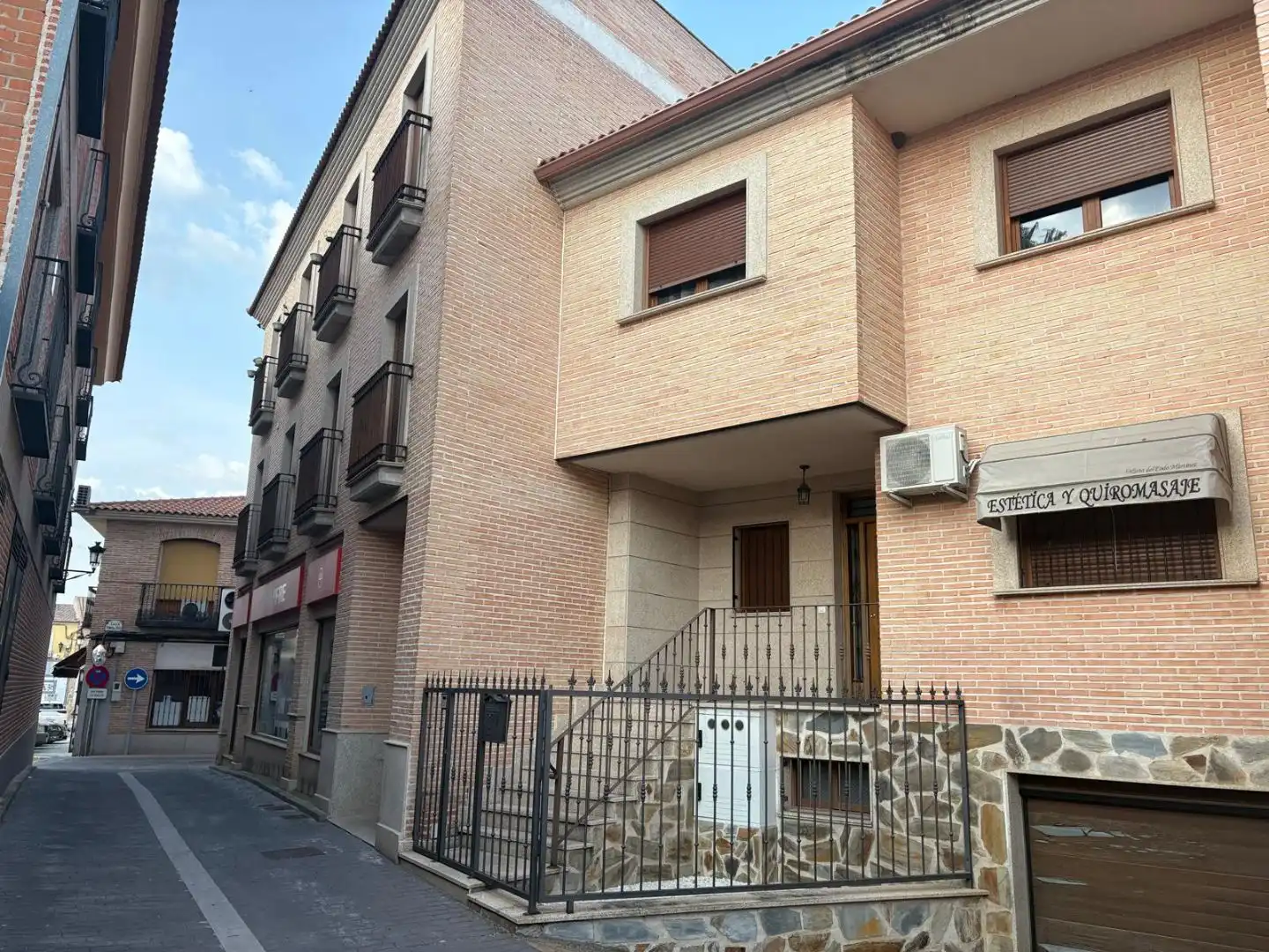 House for sale in Calle Alcolea 2