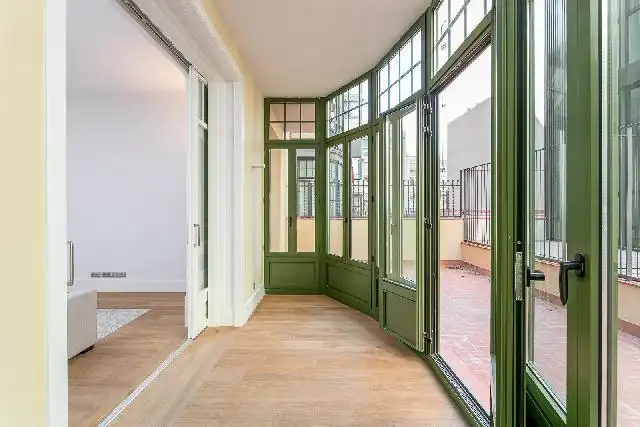 Piso en venta en Barcelona con Aire acondicionado, Calefacción y Parquet