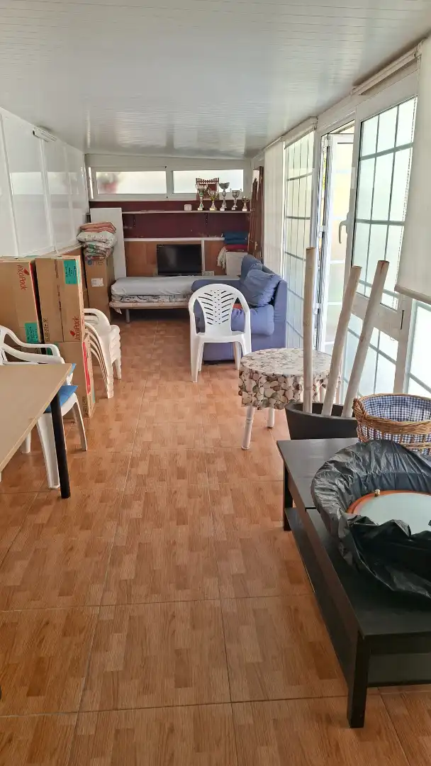 Living room of Flat for sale in Cornellà de Llobregat  with Air Conditioner, Terrace and Furnished