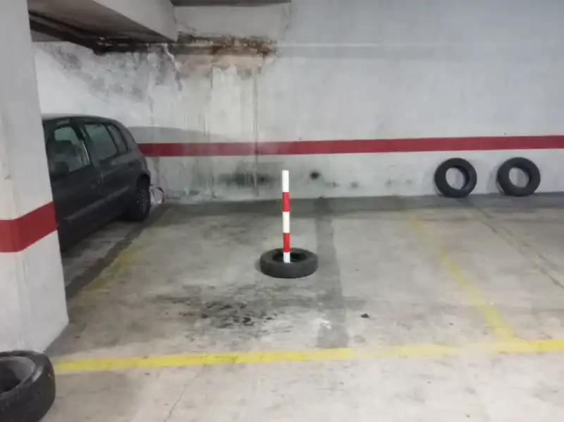 Parkplatz von Garage zum Verkauf in Los Realejos