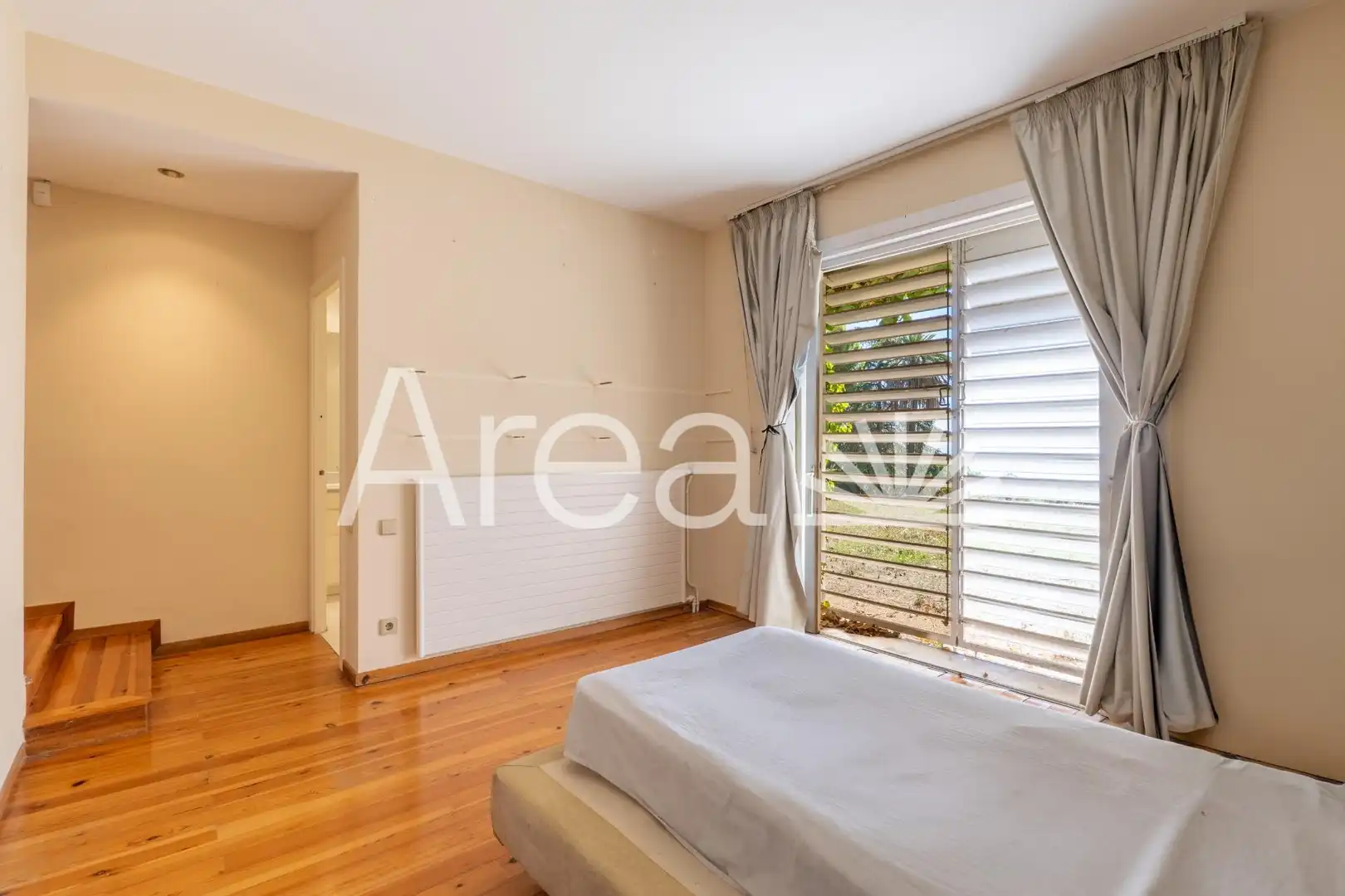 Bedroom of Houses for sale in Rocaferrera