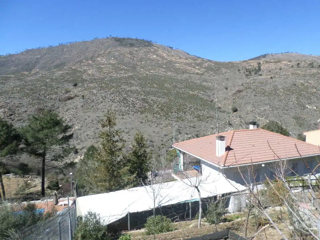 Exterior view of Houses for sale in Robledo de Chavela  with Private garden, Terrace and Oven