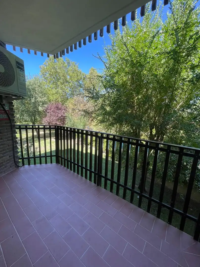 Flat with terrace to rent in Calle Calle Jarosa II, imagen 30