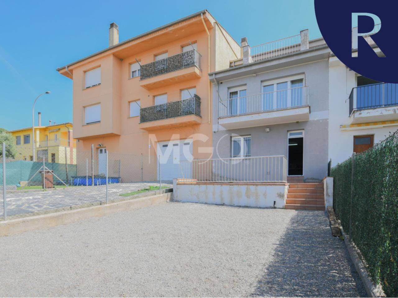 Vista exterior de Casa o xalet en venda en Sant Hipòlit de Voltregà amb Calefacció, Jardí privat i Terrassa