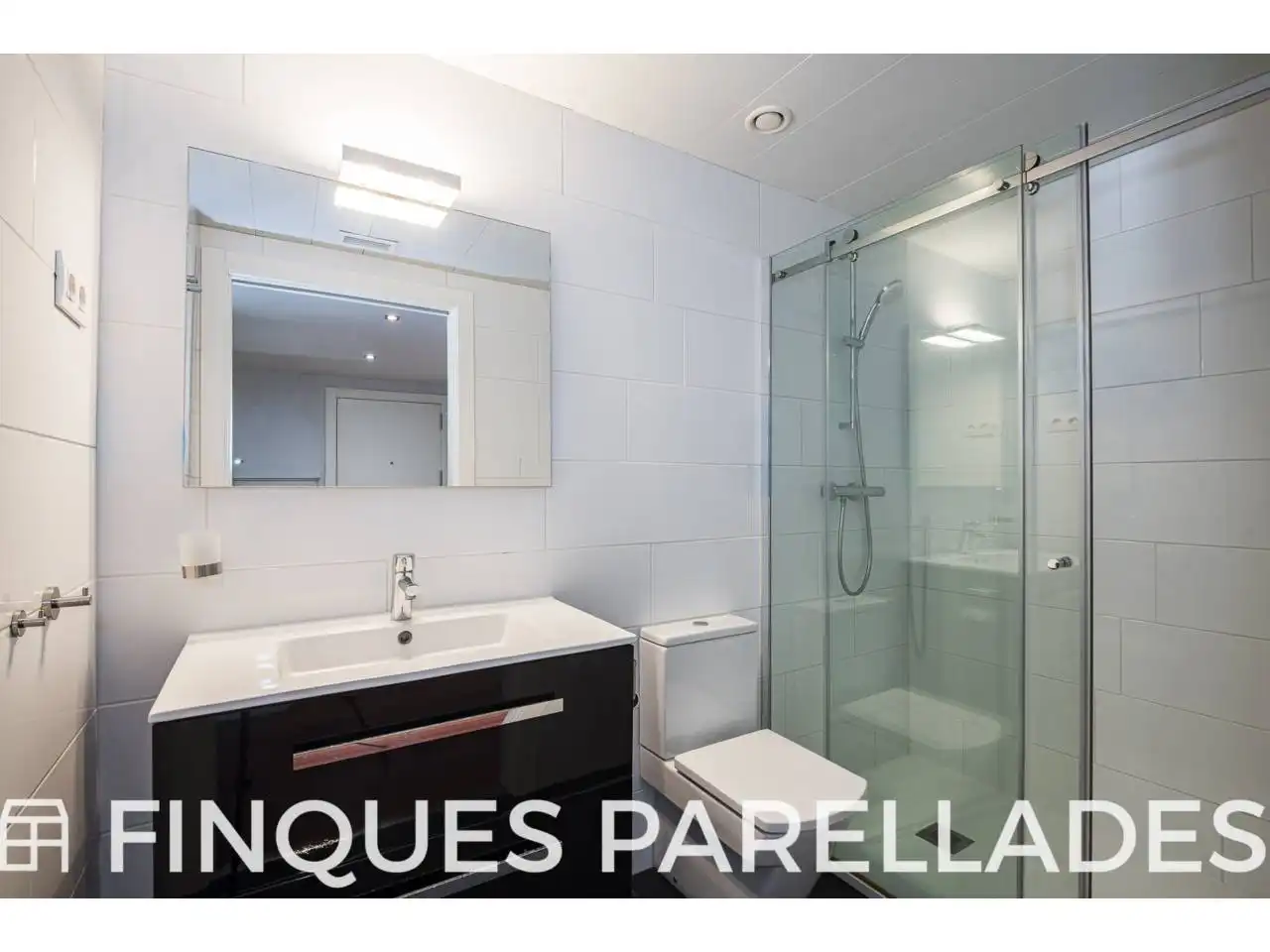 Baño de Piso en venta en Sitges con Aire acondicionado, Calefacción y Jardín privado