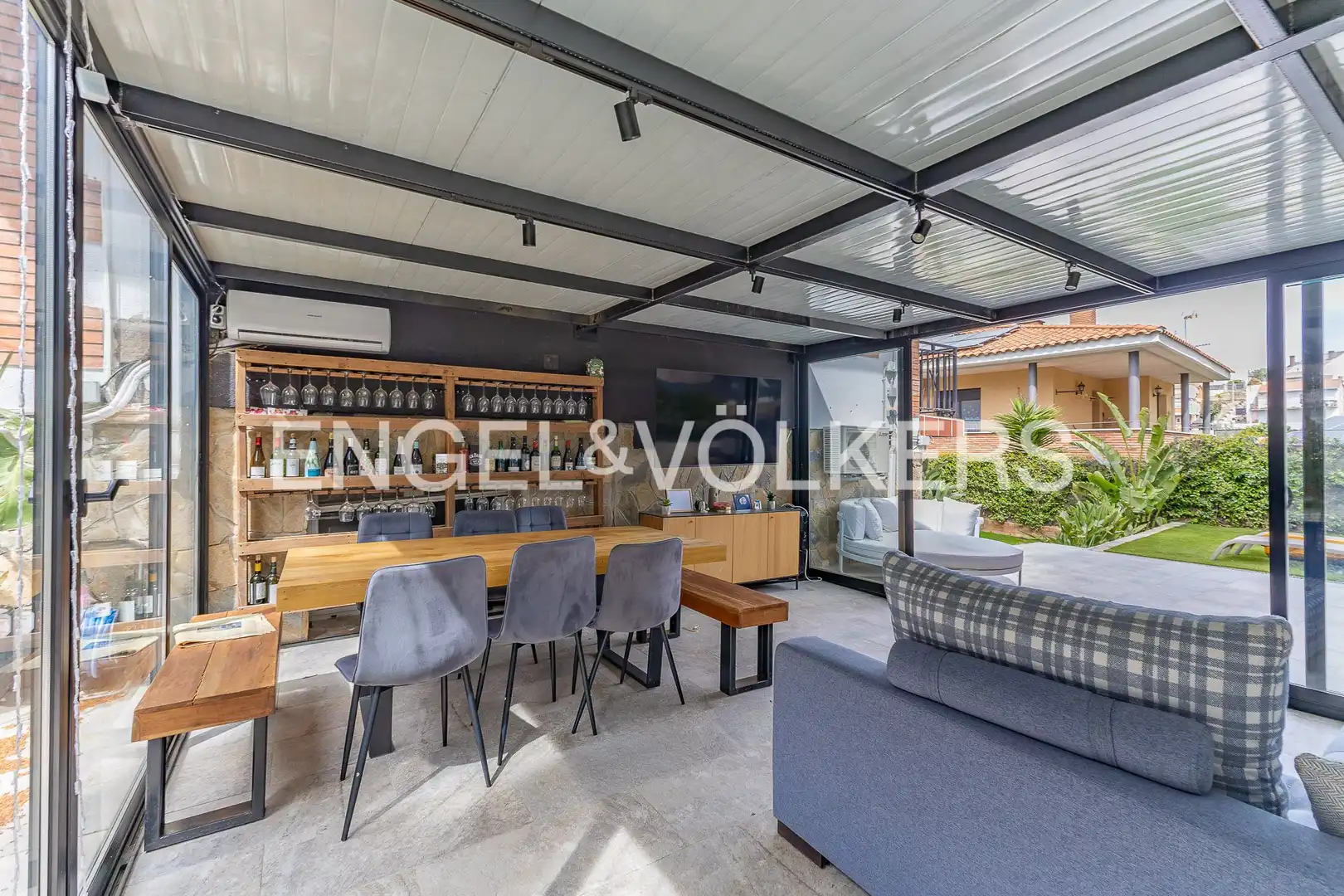 Terrace of Single-family semi-detached for sale in Terrassa  with Air Conditioner, Heating and Private garden