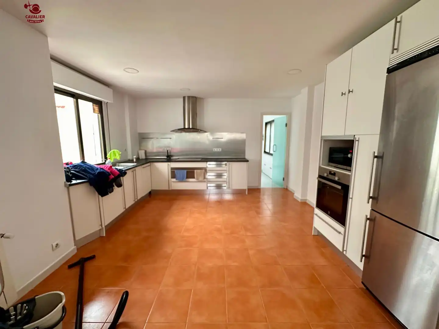 Cocina de Piso para compartir en Madrid con Calefacción y Terraza