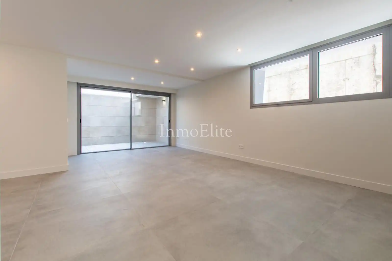 Casa bifamiliare con piscina in vendita a Avenida Europa, imagen 48