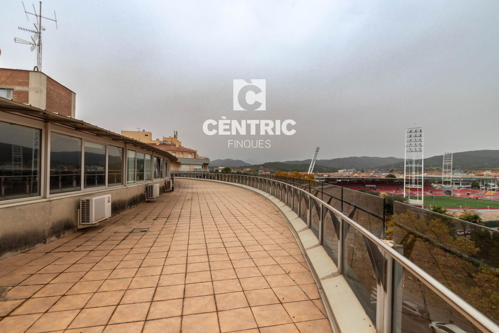 Terrassa de Oficina de lloguer en Terrassa