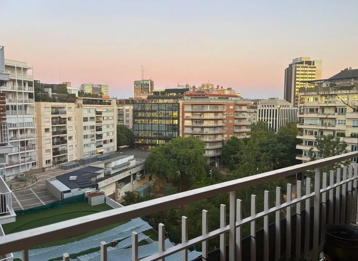 Vista exterior de Pis de lloguer en Barcelona amb Aire condicionat, Calefacció i Terrassa