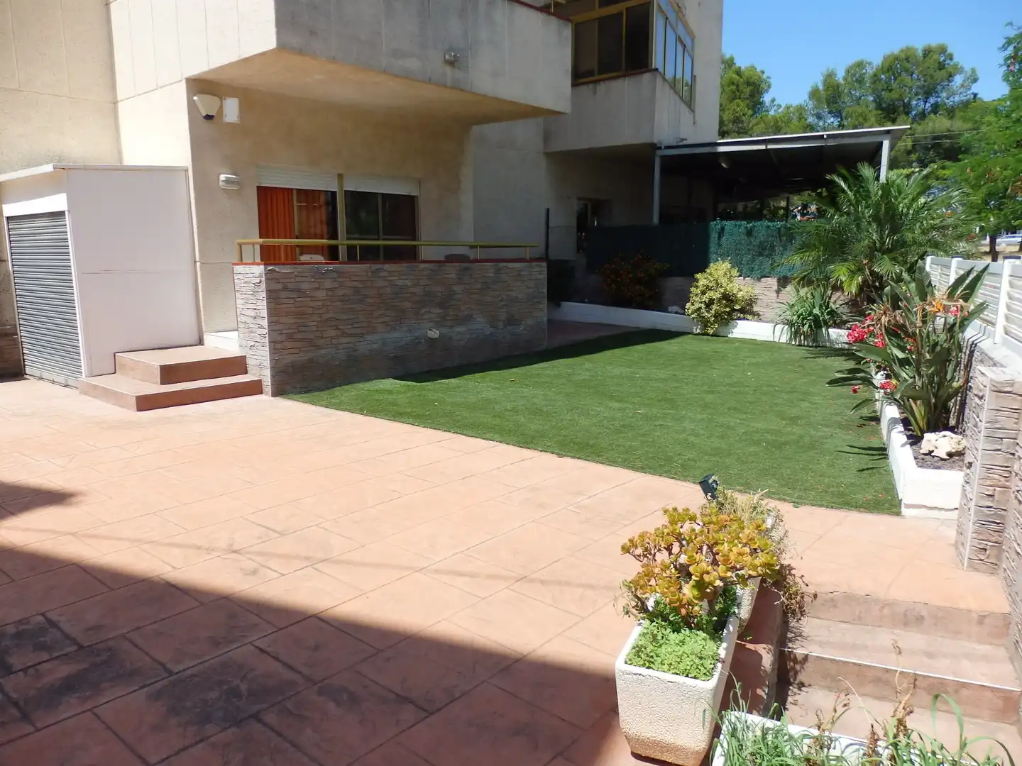 Terrasse von Erdgeschoss zum Verkauf in Mont-roig del Camp mit Klimaanlage, Privatgarten und Terrasse