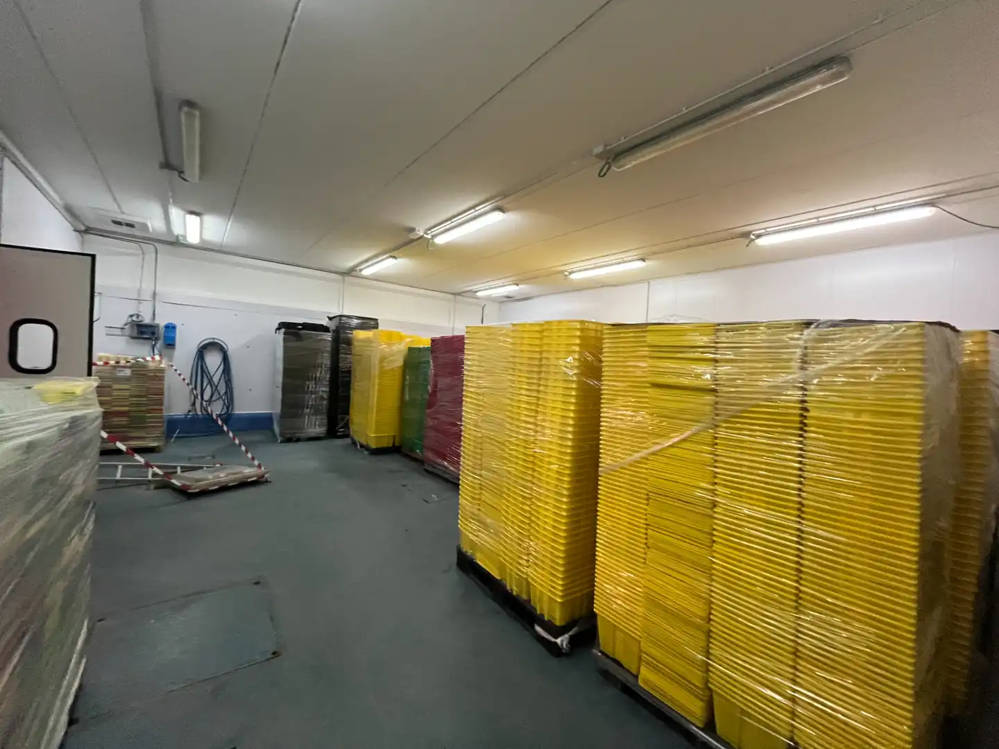 Nave industrial de alquiler en Derio con Calefacción y Alarma