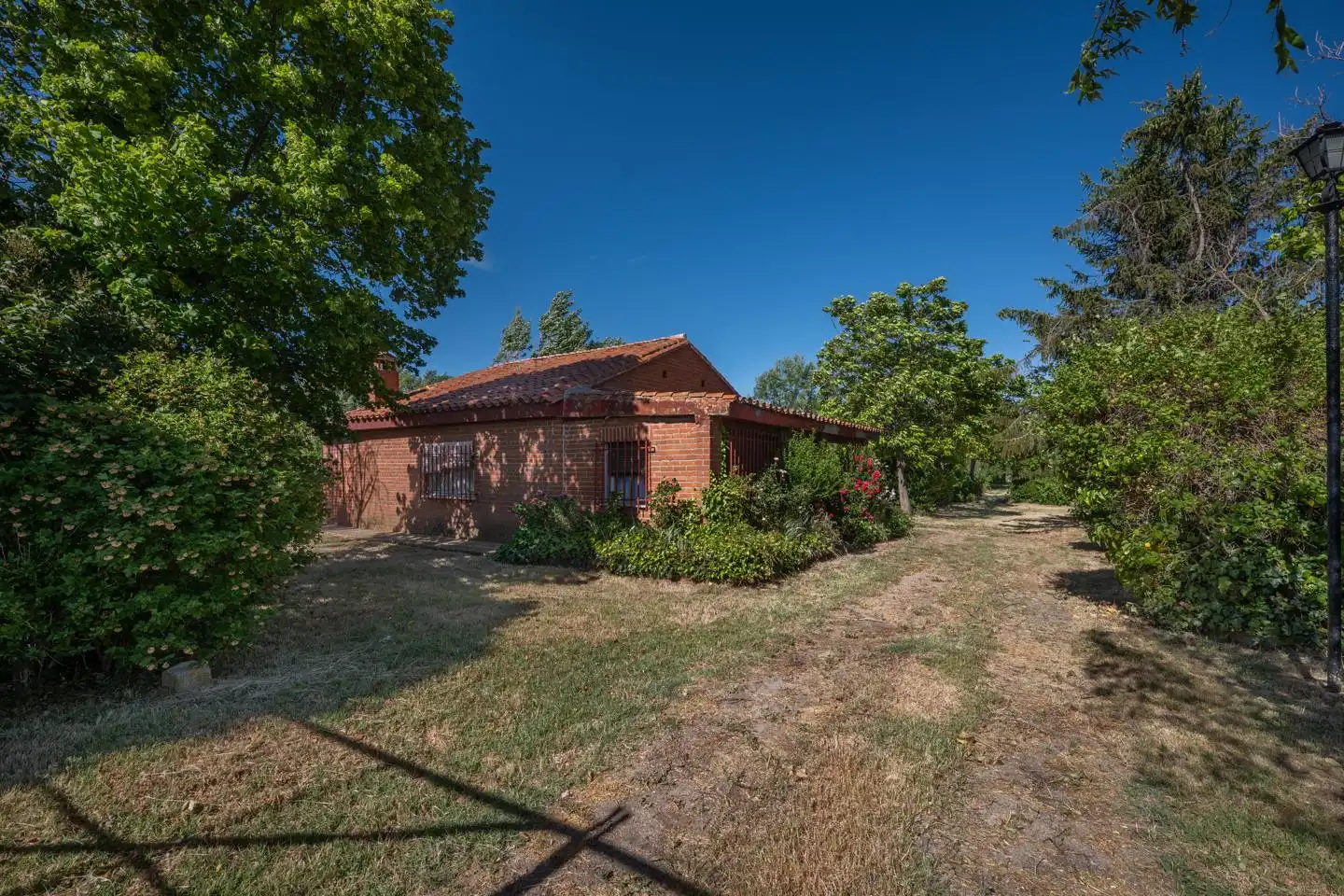 Country homes for sale in Gemuño  with Private garden, Terrace and Swimming Pool