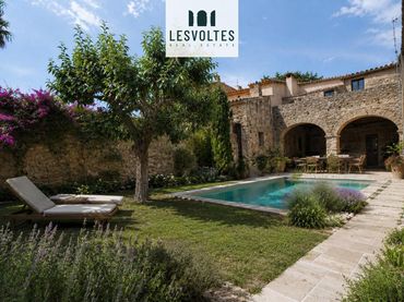 Adosado con jardín en venta en Irene Rocas