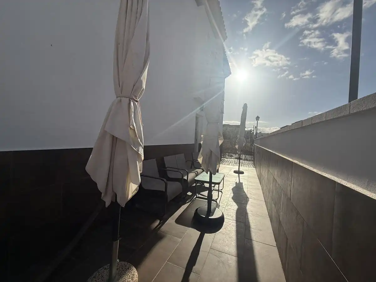 Terrasse von Haus oder Chalet zum Verkauf in Fuente de Piedra mit Klimaanlage, Privatgarten und Terrasse