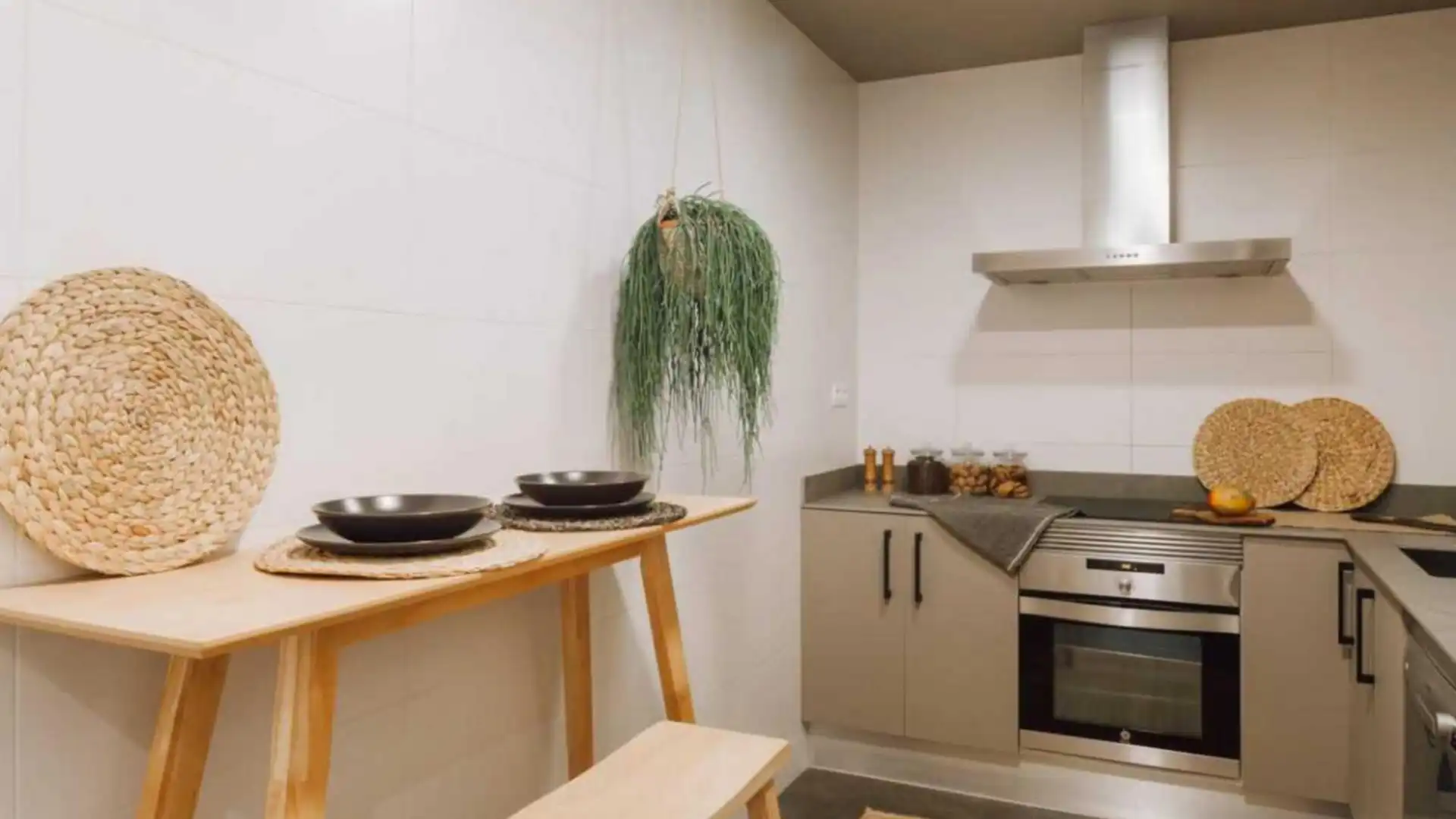 Kitchen of Flat for rent in  Cádiz Capital  with Air Conditioner, Heating and Furnished