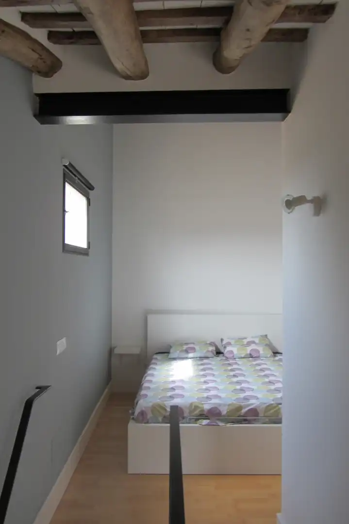 Habitación de Dúplex en venta en Girona con Aire acondicionado, Calefacción y Parquet