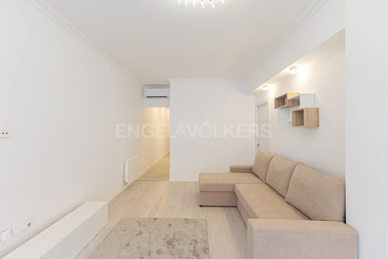 Sala d'estar de Pis en venda en Barcelona amb Aire condicionat, Calefacció i Balcó