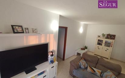 Living room of Flat for sale in Medina-Sidonia  with Air Conditioner, Terrace and Storage room