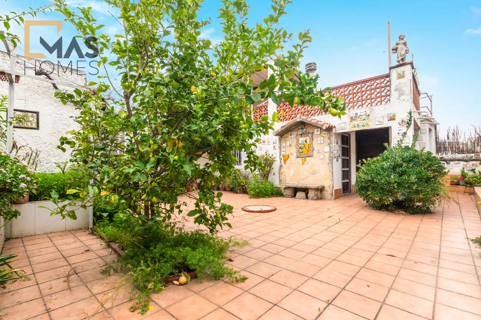 Country homes for sale in Carrer Sant Francesc, Pallejà