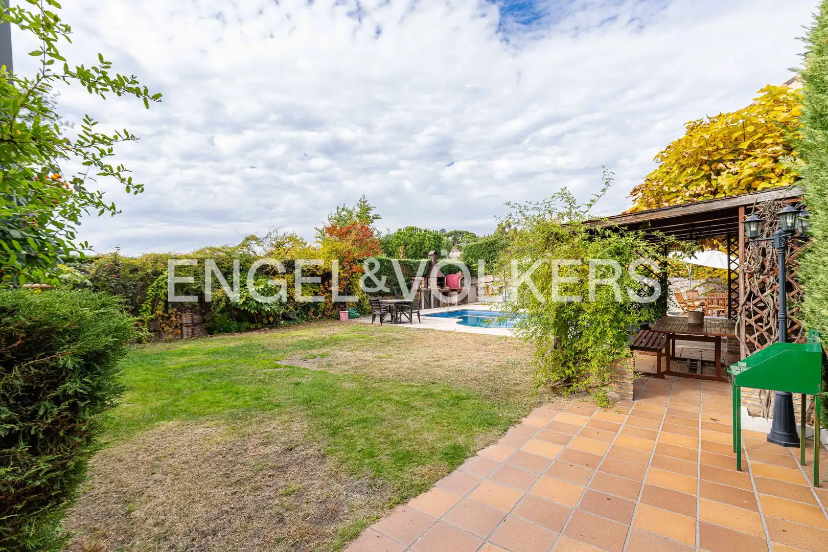 Garden of Houses for sale in Los Peñascales