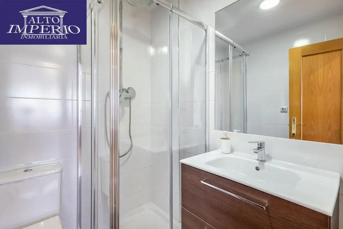 Baño de Casa o chalet en venta en Granada con Calefacción y Terraza