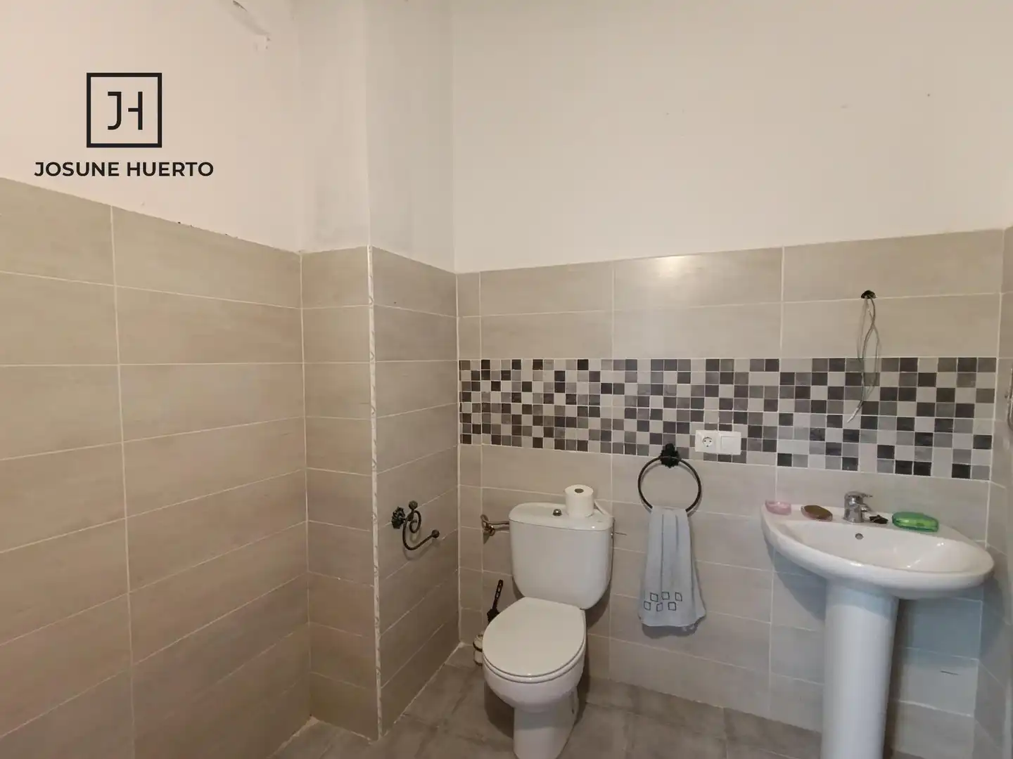 Bany de Finca rústica en venda en Zalamea de la Serena amb Moblat