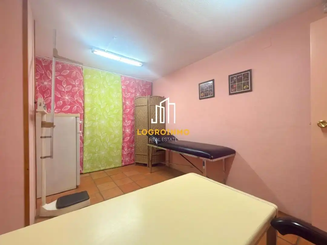 Commercial properties for sale in  Logroño  with Furnished