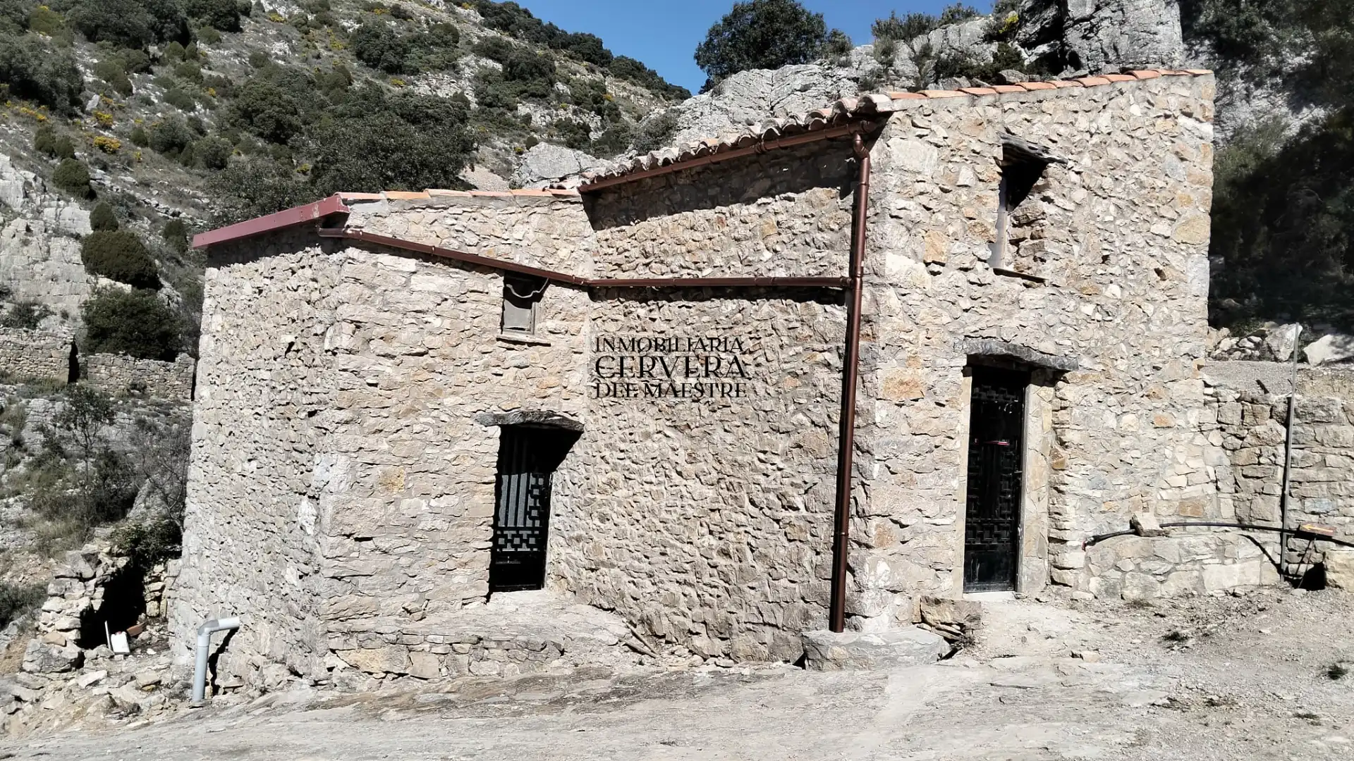 Vista exterior de Finca rústica en venda en Sierra Engarcerán