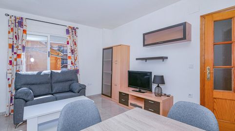 Foto 2 von Wohnung zum Verkauf in Calle Pablo Picasso, Cúllar Vega, Granada