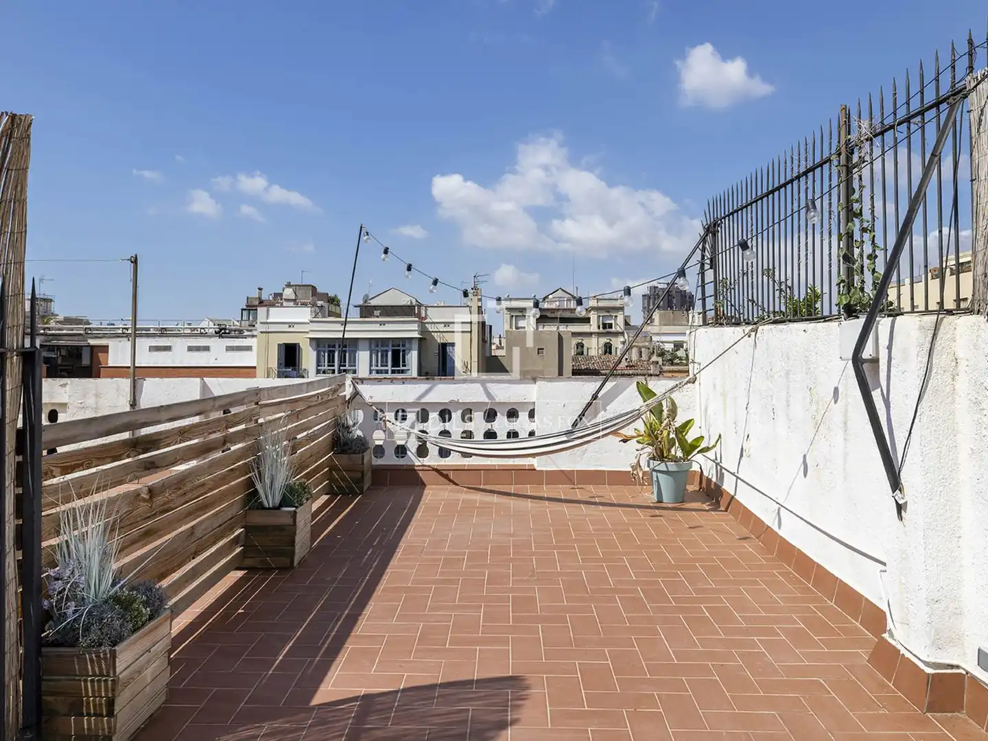 Terrasse von Dachboden zum Verkauf in Barcelona mit Klimaanlage, Heizung und Parkett