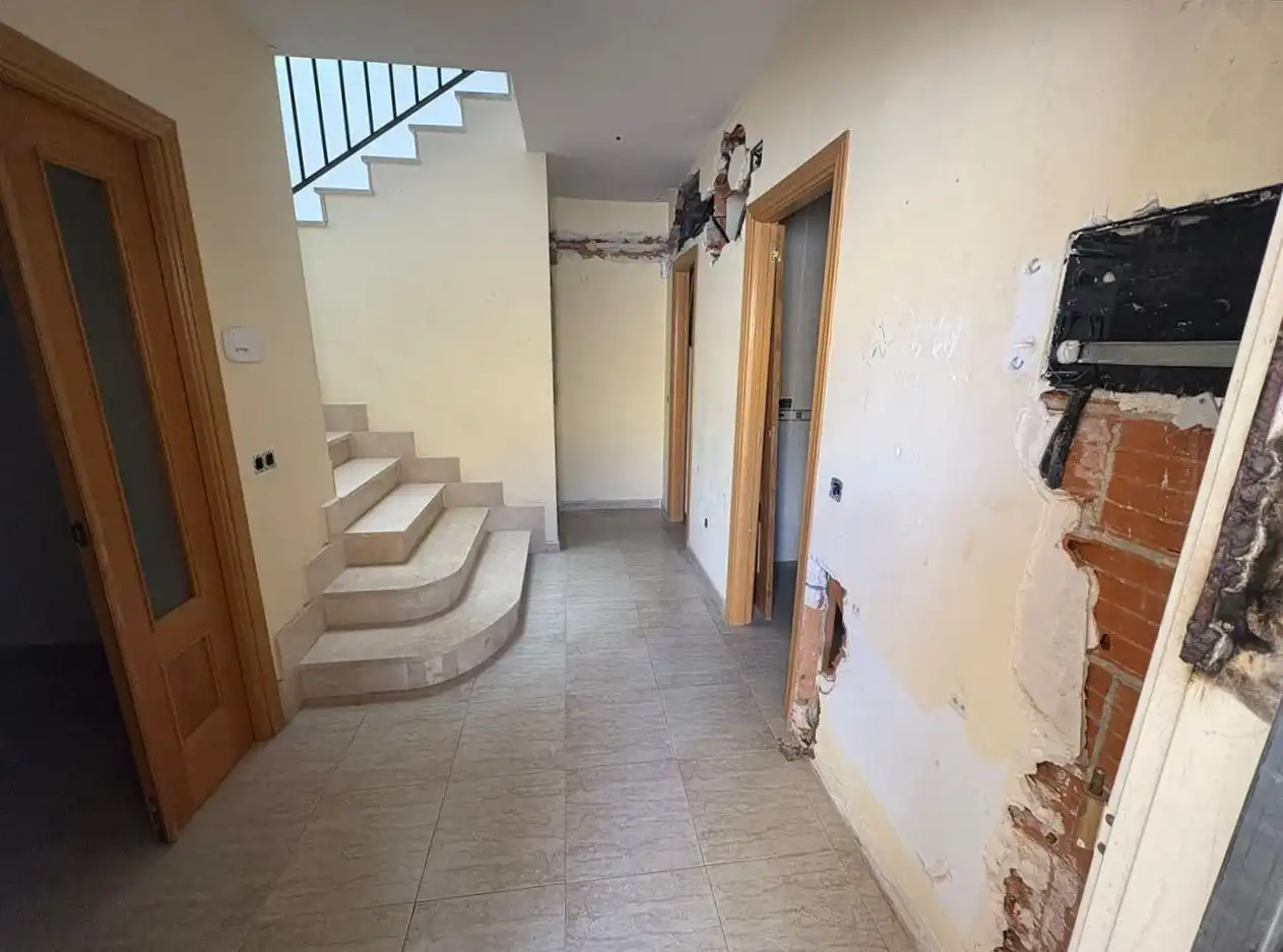 Casa o chalet en venta en Valdelaguna con Calefacción y Jardín privado