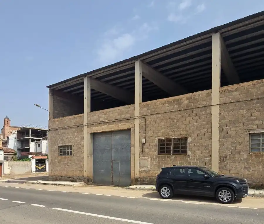 Vista exterior de Edifici en venda en Paracuellos de Jiloca