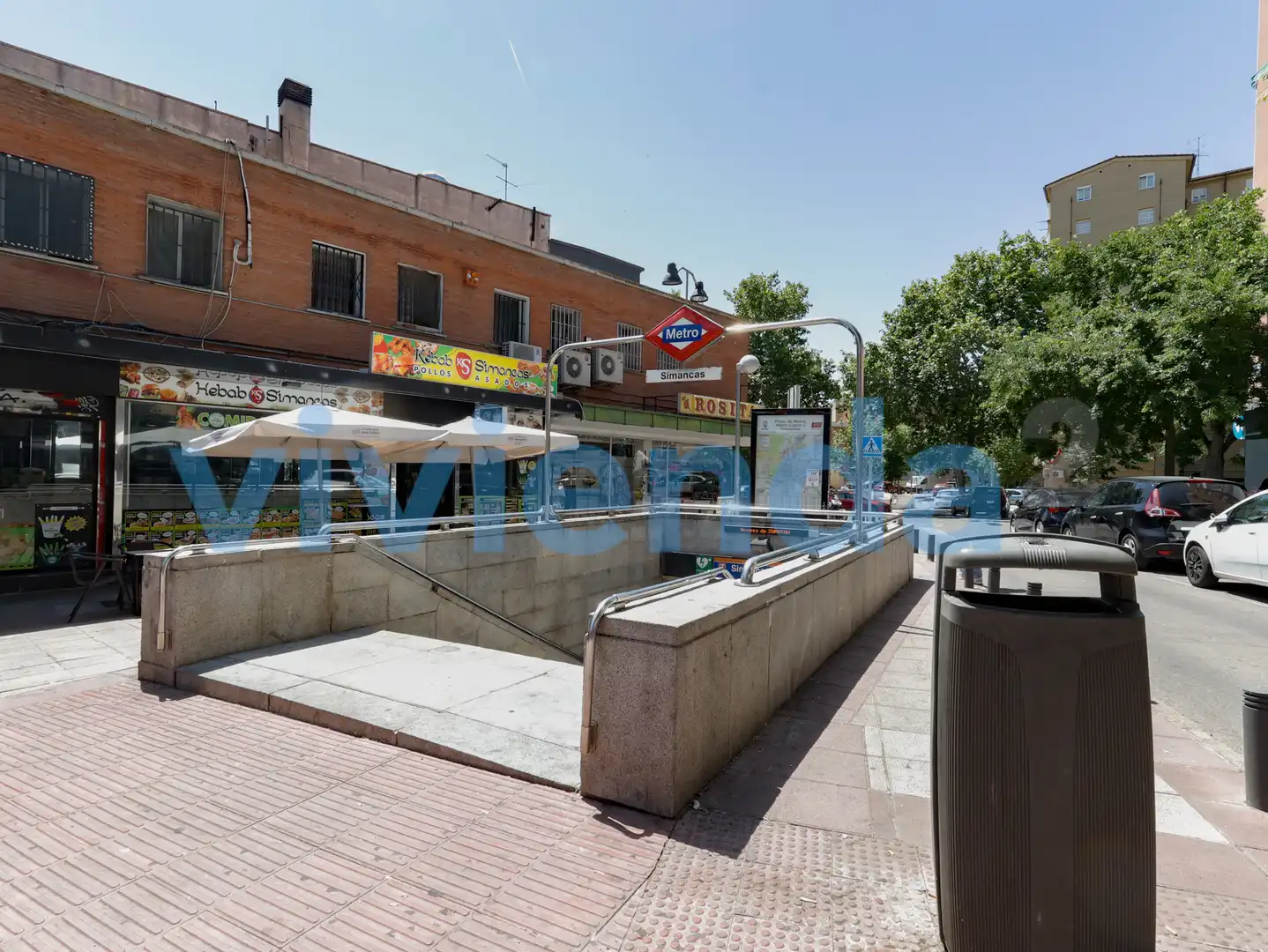 Vista exterior de Pis en venda en Madrid amb Calefacció, Terrassa i Moblat