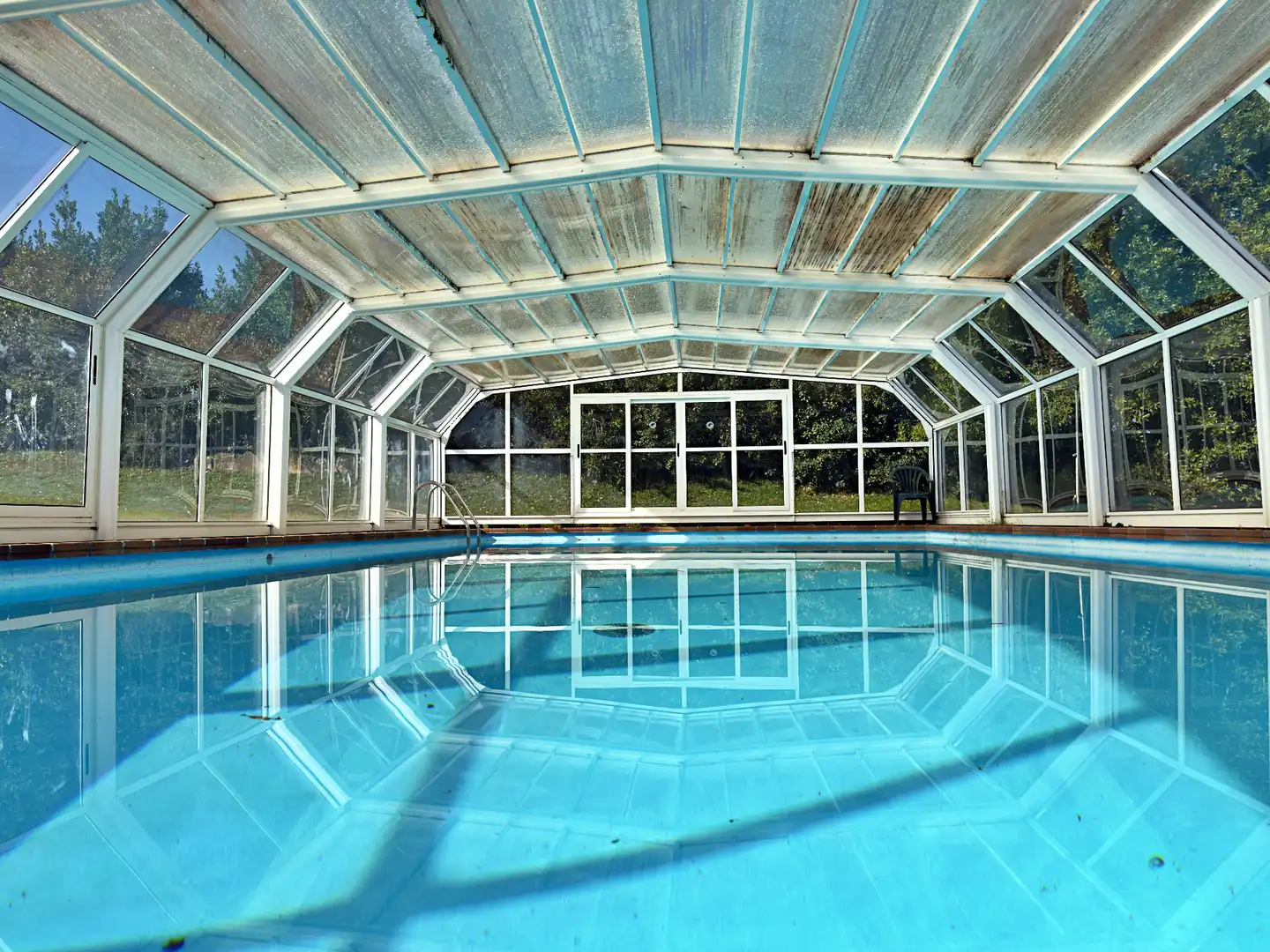 Piscina de Casa o xalet en venda en Gijón  amb Calefacció, Parquet i Terrassa
