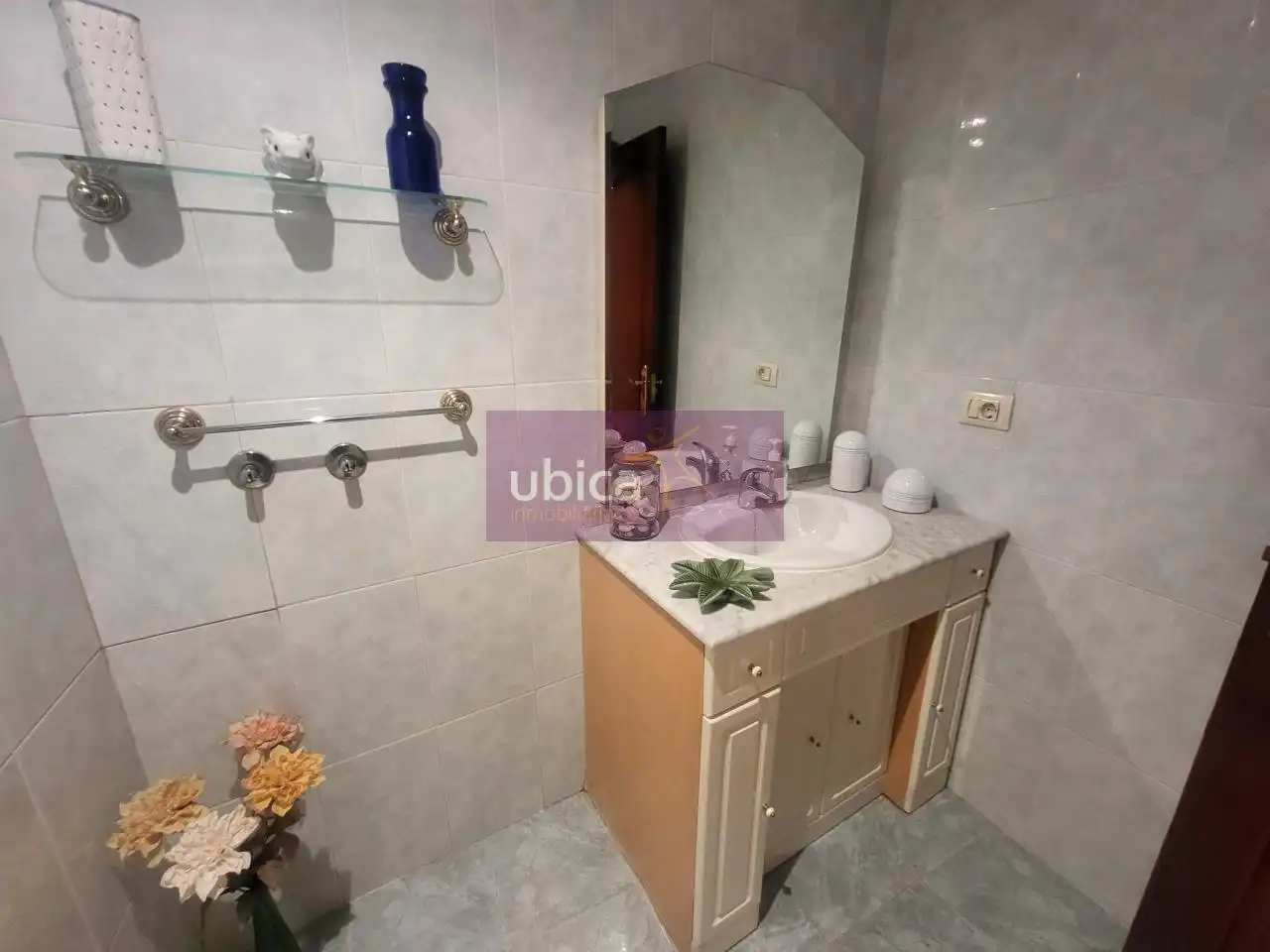 Bathroom of Detached homes for sale in Vigo   with Parquet flooring and Terrace