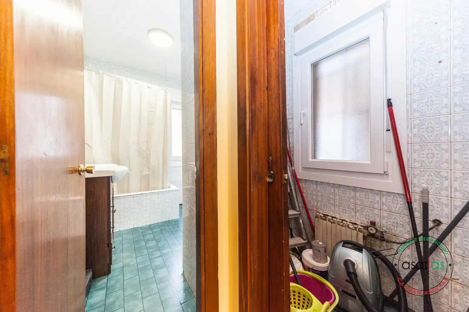 Baño de Piso en venta en Gijón  con Parquet y Trastero