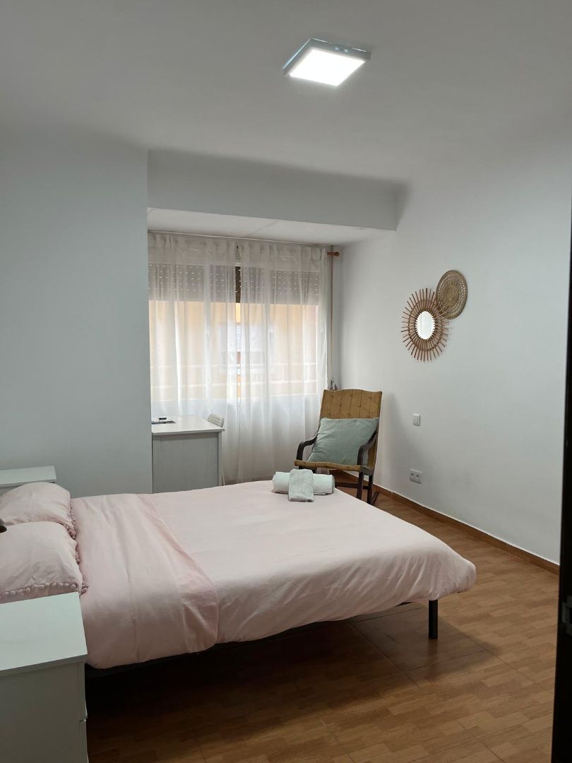 Bedroom of Flat to rent in Alicante / Alacant  with Furnished and Balcony