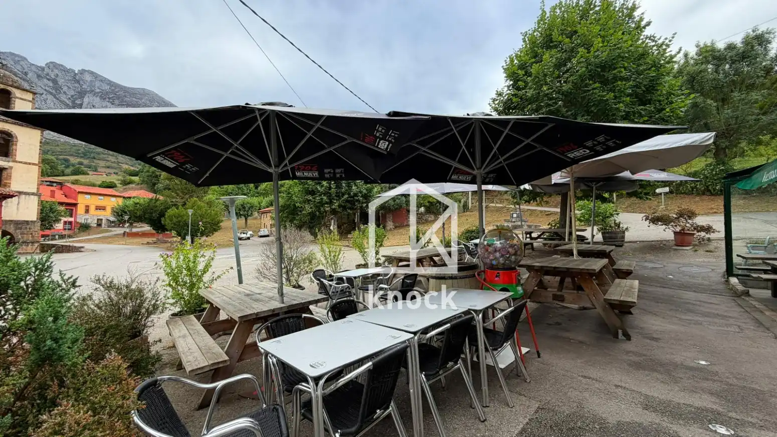 Terraza de Local de alquiler en Teverga
