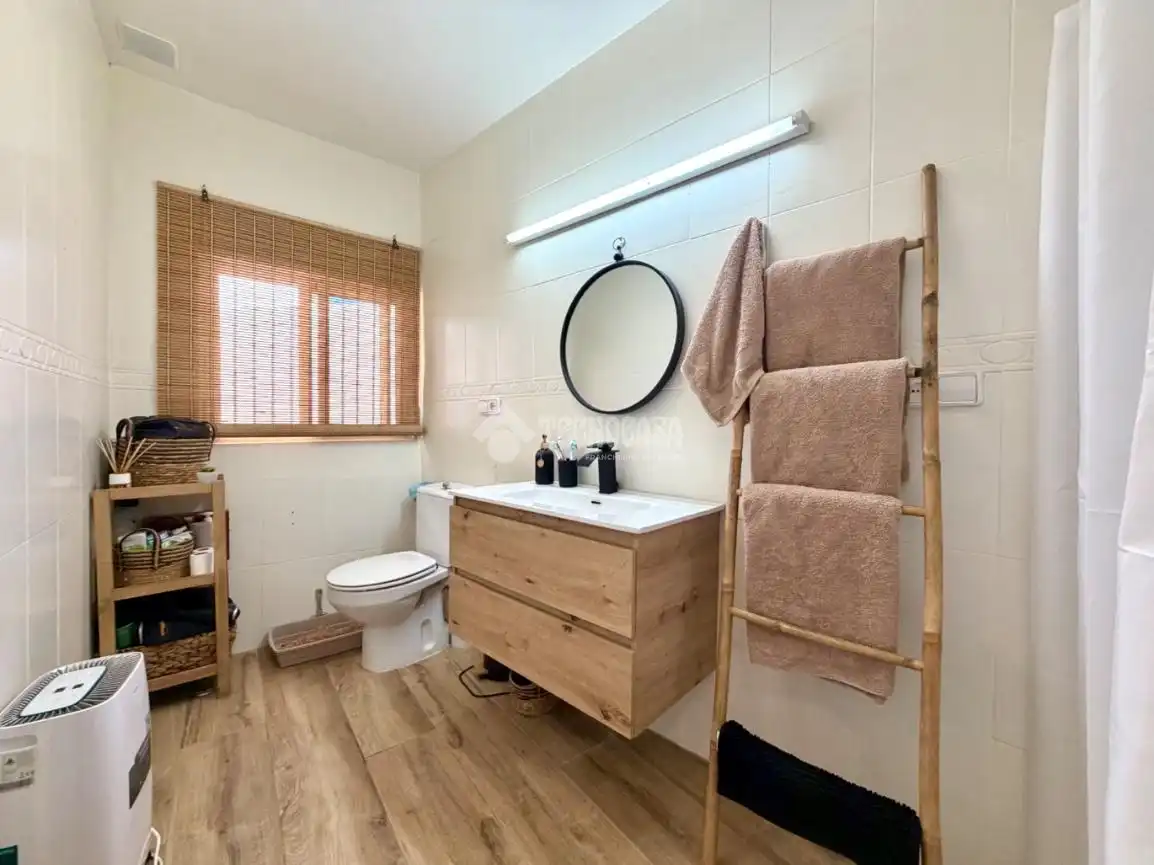 Baño de Casa adosada en venta en Arganda del Rey con Calefacción y Terraza